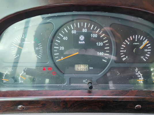Diesel Euro 4 Zrezygnowany autobus szkolny Dongfeng 56 miejsc Żółty autobus szkolny
