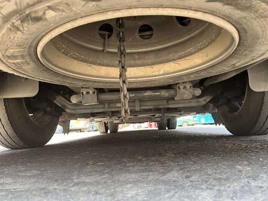 Dieselowy autobus turystyczny 37 miejsc 2 drzwi LHD Euro 4 z ręczną skrzynią biegów