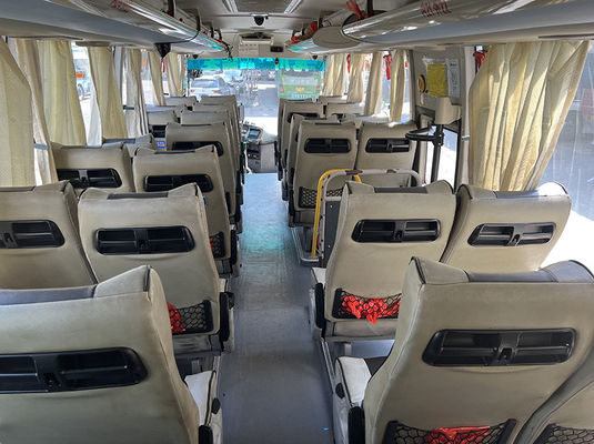 Dieselowy autobus turystyczny 37 miejsc 2 drzwi LHD Euro 4 z ręczną skrzynią biegów