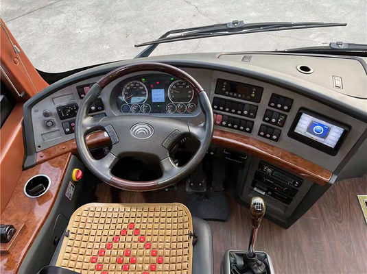 2017 Yutong 46 miejsc używane luksusowe autokary Euro 5 z lewej strony Diesel