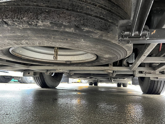 Ręczne używane autobusy z silnikiem wysokoprężnym, Yutong 50-osobowy autobus używany certyfikowany ISO