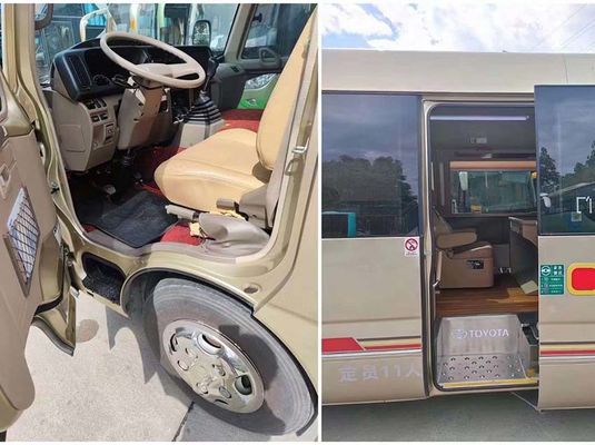 11-osobowy minibus Toyota Coaster z ręczną skrzynią biegów