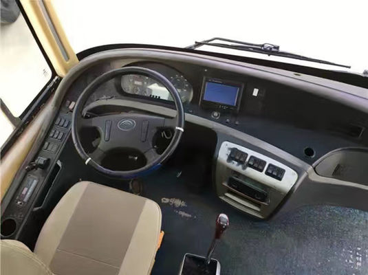 Autobus pasażerski z silnikiem Yucai 47 miejsc z skrzynią biegów ręcznych Autobus miejski z silnikiem Yucai