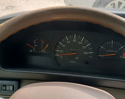 Usługowy autobus 23 miejsc minibus LHD z manualną skrzynią biegów i typem paliwa diesla