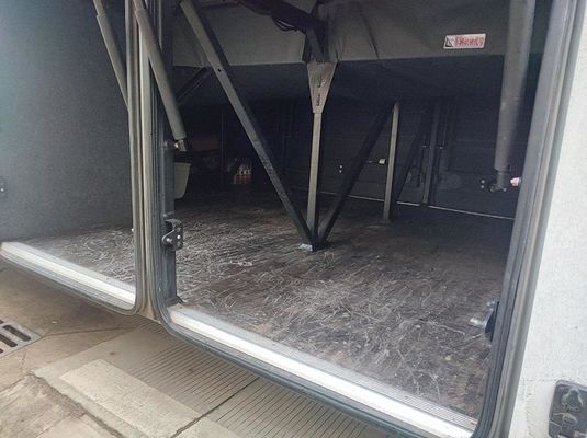 Yutong Diesel Coach Autobusy Euro 5 Używane Autobusy turystyczne Wymieszczenie LHD Pozycja kierownicza 12m