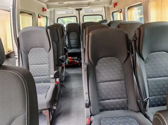 6 metrów używany van 17 miejsc MAUXS VAN