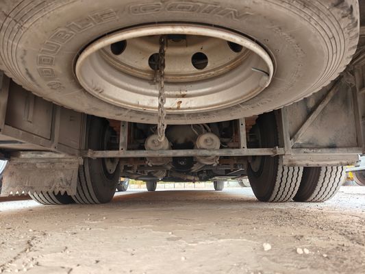 Używany autobus na sprzedaż 56-miejscowy Używany Żółty autobus szkolny Cena za tanio
