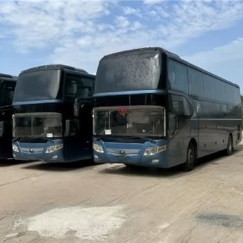 Z drugiej ręki półtora piętrowe autobusy z 57 do 59 miejscami, LHD pozycja kierownicza