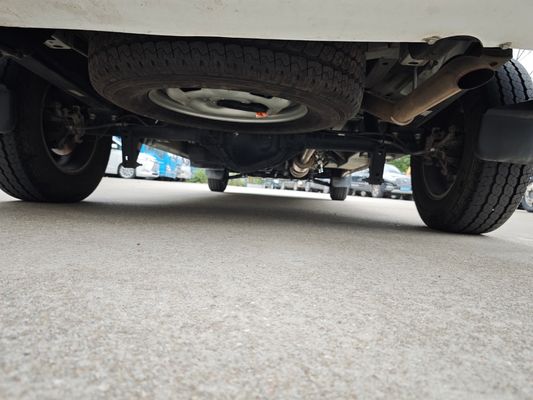 14-osobowy używany minibus Diesel Jiangling Transit CN-4 Van z maksymalną prędkością 145 km/h