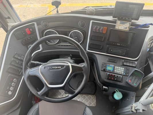 24/55 miejsc Używane autobusy miejskie z żółtą zewnętrzną konstrukcją i podwoziem 4200