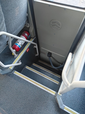 Elektryczny silnik typu 48-miejscowy używany autobus elektryczny od Golden Dragon z 2018 roku z tylnym rozstawem kół 1860
