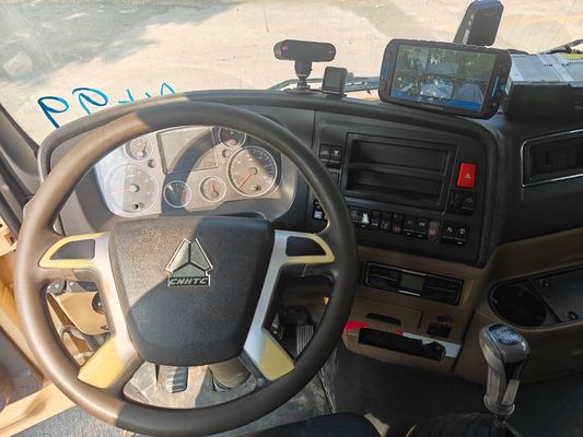 Żółty dwuosobowy używany wywrotka Howo wyprodukowana w 2019 roku